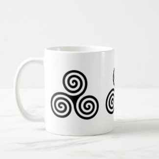 Triple Spiral Celtic Design Mug