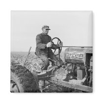 Trusty Old Tractor, 1930s Magnet