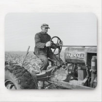 Trusty Old Tractor, 1930s Mousepads