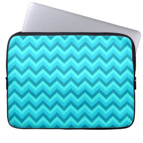 Turquoise and Teal Zigzag Pattern. Laptop Computer Sleeve