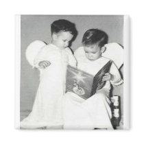 TWO ANGELS READING magnets