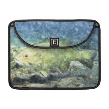 UNDERWATER BASS ART MacBook PRO SLEEVES
