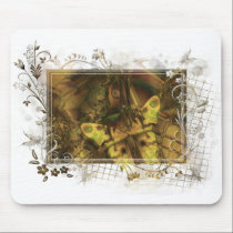 Upon The trelis Mousepad