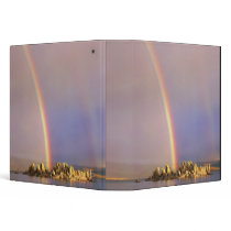 USA, California, Sierra Nevada Mountains. Binder