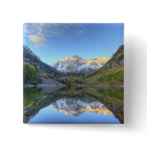 USA, Colorado, Maroon Bells-Snowmass Button