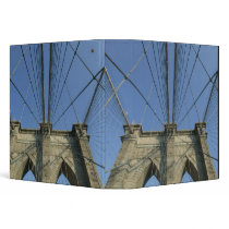 USA, New York, New York City, Brooklyn: 2 3 Ring Binder