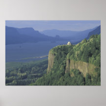 USA, Oregon, Columbia River Gorge NSA. View of Posters