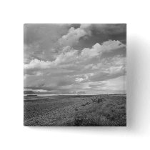 USA, Utah, Clouds over landscape Button