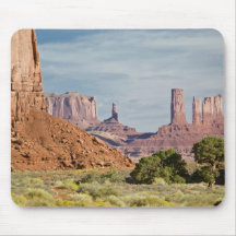 USA, Utah, Monument Valley Navajo Tribal Park. Mousepads