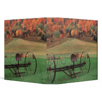 USA, Vermont, Farm. Binders