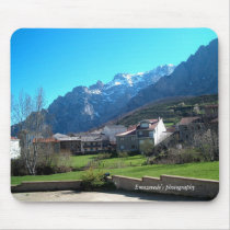Valdeon, Asturias, Picos de Europa mousepads