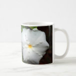 Velevety white flower mug mugs