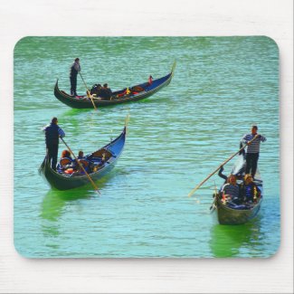 Venetian gondoliers mouse pad