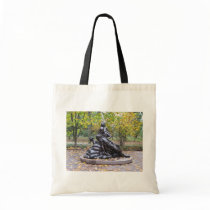 Viet Nam Women's Memorial, Washington D.C. bags by scenesfromthepast Viet Nam Women's Memorial, Washington D.C. bags
