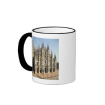 View of the facade, begun 1386 mug