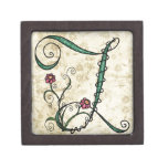 'Vine Letter L' Premium Gift Box