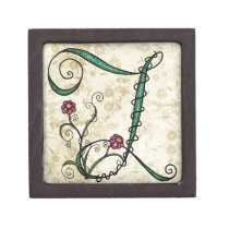 'Vine Letter L' Premium Gift Box