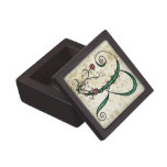 'Vine Letter R' Premium Gift Box