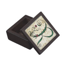 'Vine Letter R' Premium Gift Box
