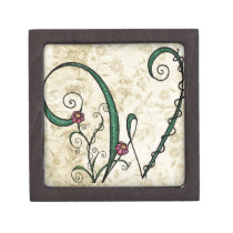 'Vine Letter W' Premium Gift Box
