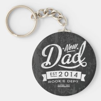 Vintage and Eye Catching New Dad 2014 Keychain