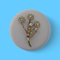 VINTAGE BROACH BUTTON