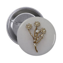 VINTAGE BROACH BUTTON