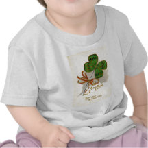 Vintage Four Leaf Clover St Patrick's Day Card T-shirt