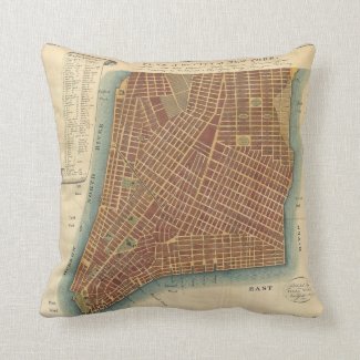 Vintage Map of Lower New York City (1807) Throw Pillows