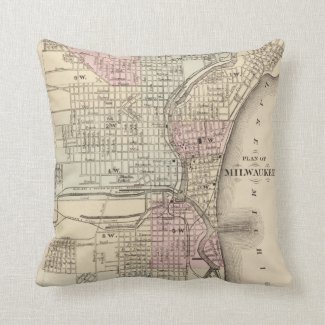 Vintage Map of Milwaukee (1880) Throw Pillows