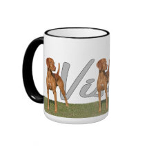 Viszla hunting dog with breed name MUG