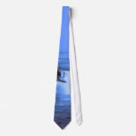 Wahine Shows Cool Neckwear