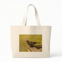 Warbler on a Snacky Perch Canvas Bags