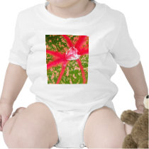 water drop on leaves t-shirts