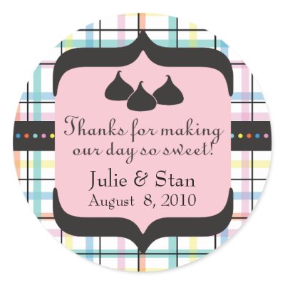 This wedding sticker is perfect for your candy bags or boxes at candy 