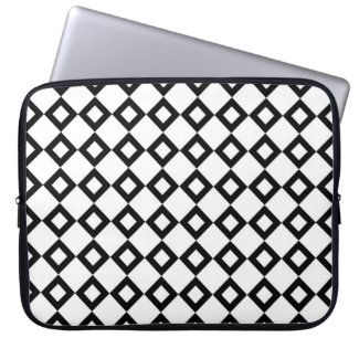 White and Black Diamond Pattern Laptop Sleeve