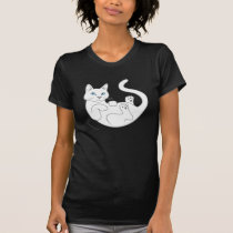 White Cat, Blue Eyes. t-shirts