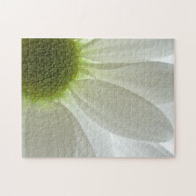 White Daisy Puzzle