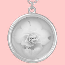 White Flower Necklace necklaces