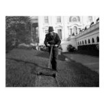 White House, green lawn, 1930s Post Cards