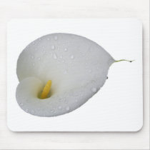 White lily and rain drops mouse mat
