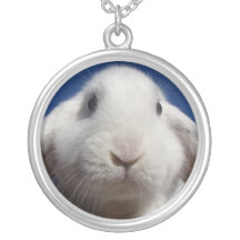 White Lop Necklace