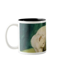 White Persian Cat with Two Kittens Mug