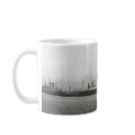 White Star Line - Titanic - Sailing on its Voyage mugs