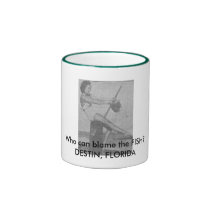 Who_can_blame_the_Fish Green Ringer Mug mugs