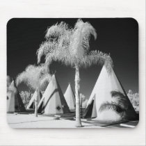 Wigwam Motel, Route 66, Rialto, California Mousepad