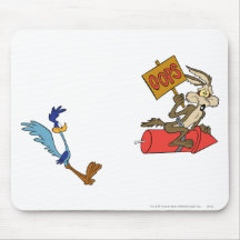 Wile E Coyote and Road Runner Acme Products 5 2 Mousepad