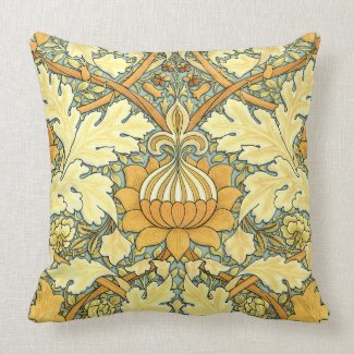 William Morris rich floral pattern Throw Pillows