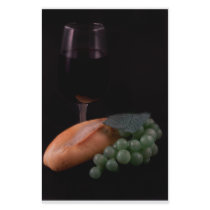 Wine with bread and grapes stationery