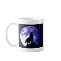 Wolf Howling at Moon Coffee Mug
